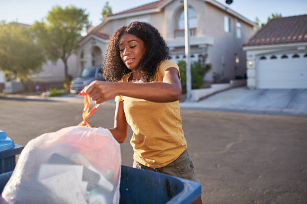 Best Yard Waste Removal  in Arlington Heights, WA